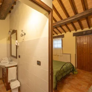 Camera Tripla - camera e bagno