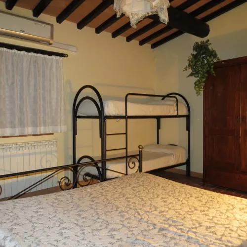 Agriturismo Orvieto - camera dell' Apparamento - Casale delle Lucrezie - Todi